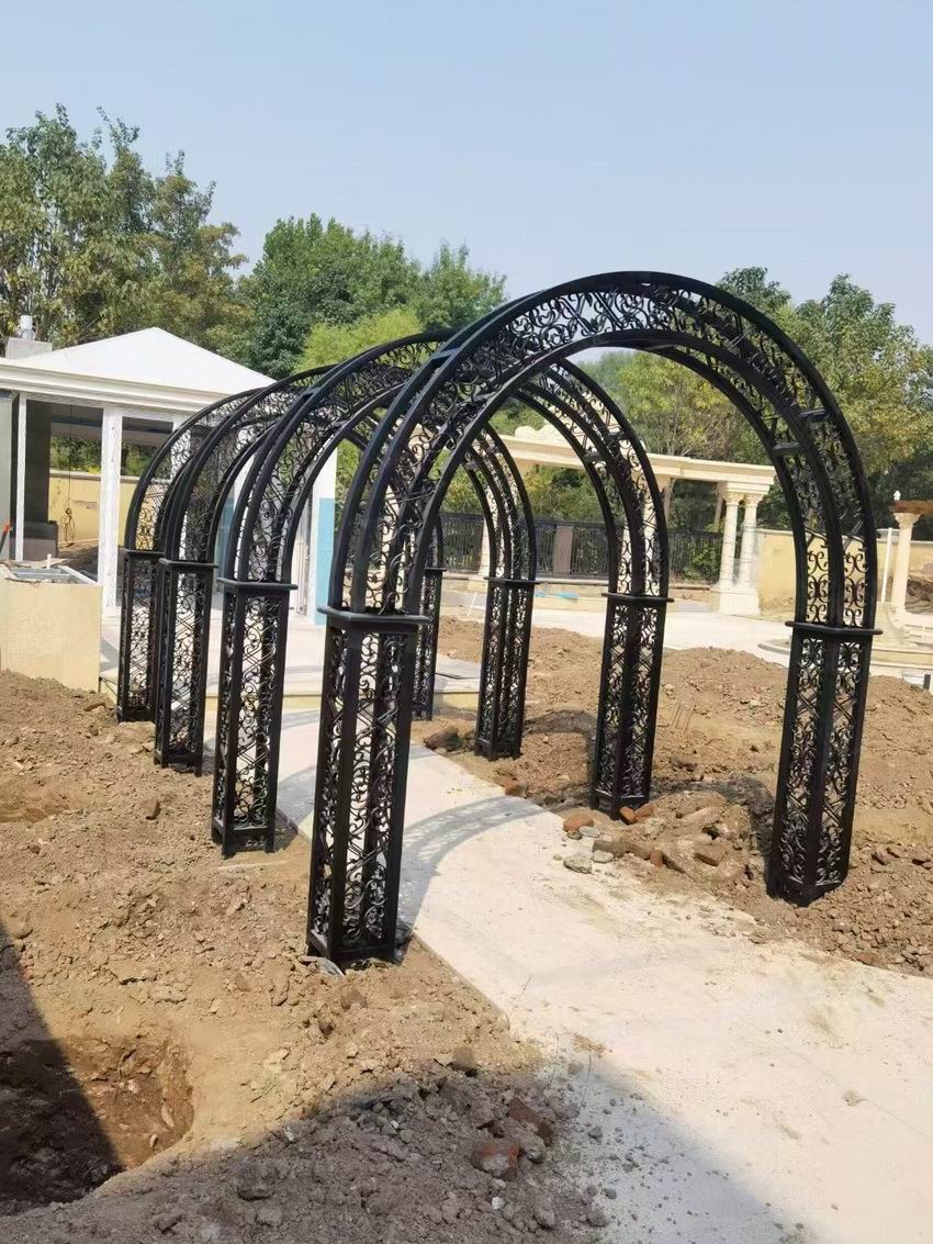 定制铁艺连廊