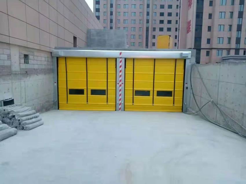 感应快速车库门